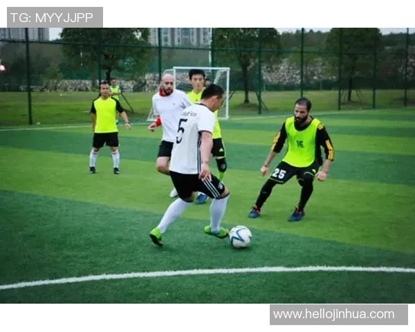 阿斯塔与里斯本的较量揭示足球战术与团队精神的完美结合