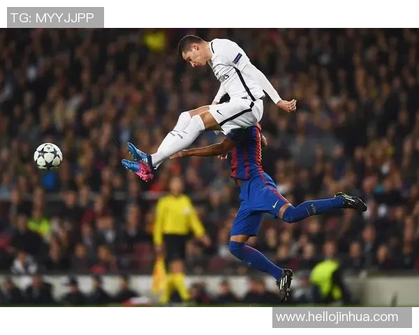 巴萨与巴黎圣日耳曼激战正酣谁将赢得这场巅峰对决 巴萨与巴黎圣日耳曼激战正酣谁将赢得这场巅峰对决