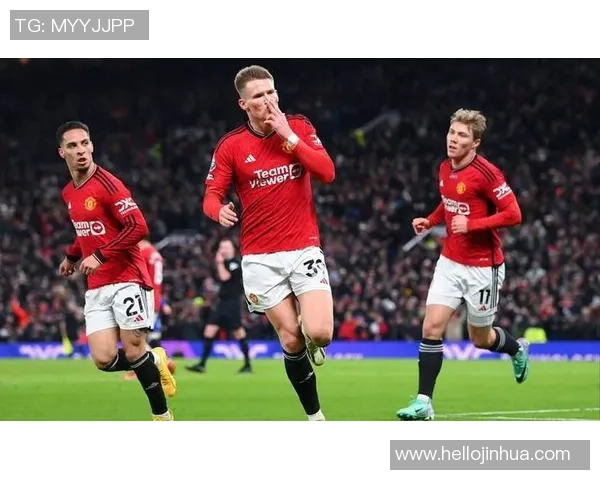 曼联与南安普顿激战全场精彩回放解析与战术分析 曼联与南安普顿激战全场精彩回放解析与战术分析