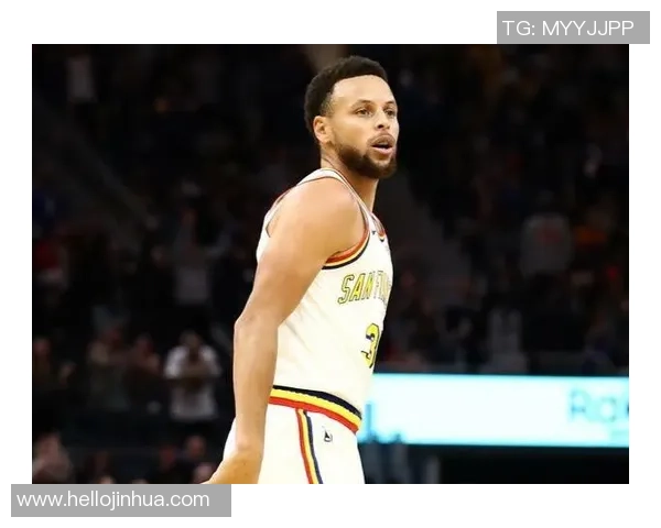 篮球明星大宝的传奇之路：从青涩少年到全能球场巨星的成长故事